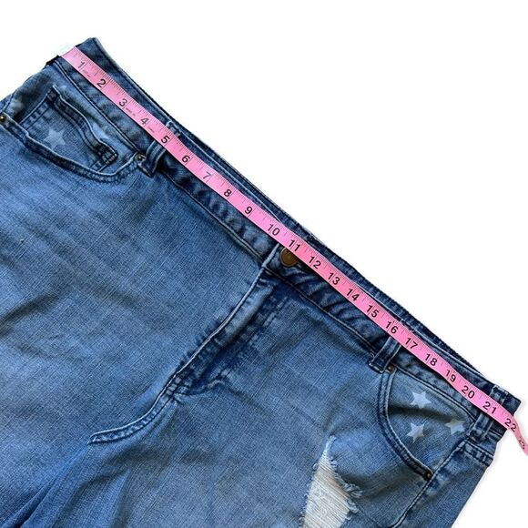 Lane Bryant Weekend Raw Hem Denim Short Size 24 - Picture 6 of 10